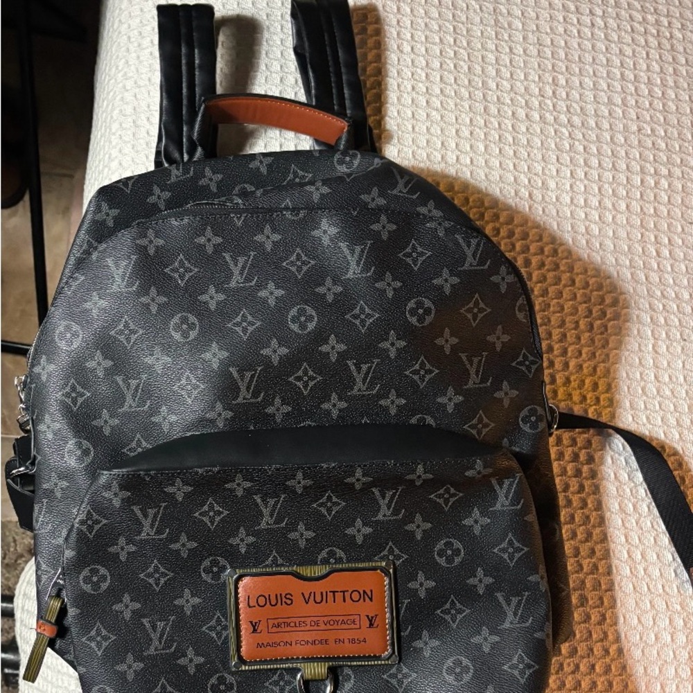 Louis Vuitton Monogram Backpack - Picture 2 of 4